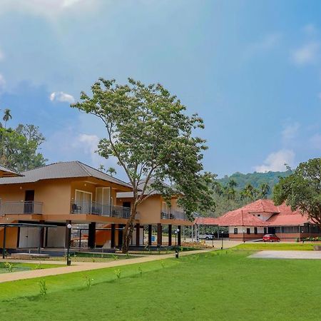 Sterling Vythiri Wayanad Hotel Екстериор снимка